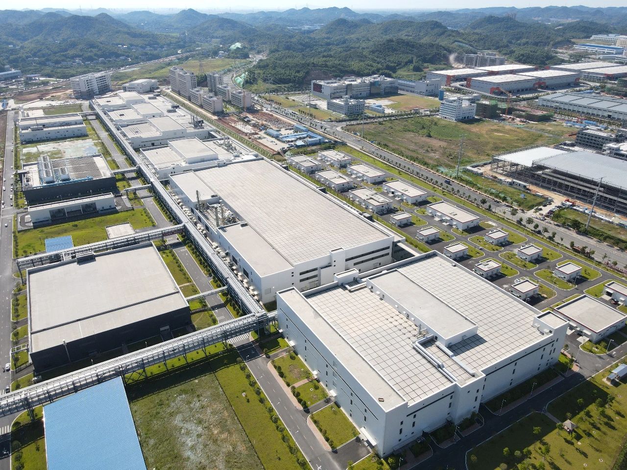 湖南三安碳化硅产能持续爬坡，已签采购协议总额超70亿元！