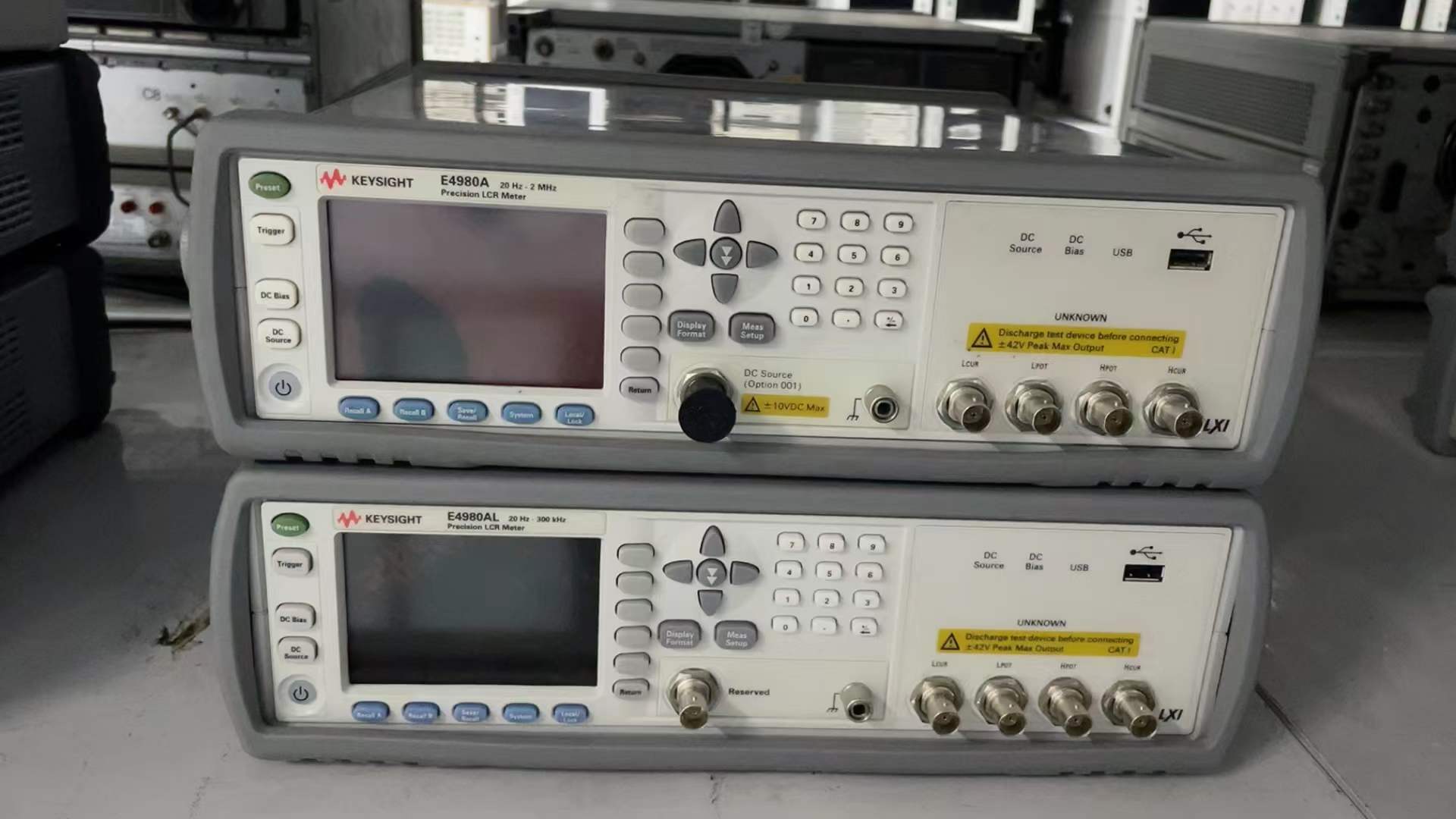 KEYSIGHT E5270B 精密型 IV 分析仪 / 8 插槽精密型测量主机