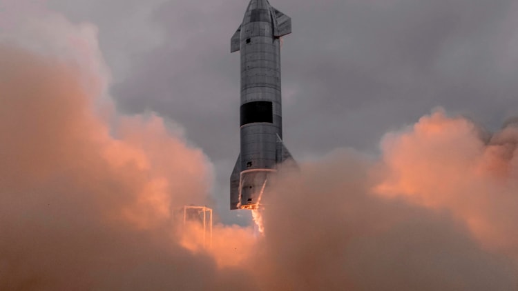 SpaceX发布AI1卫星,太空数据中心面临两大硬约束