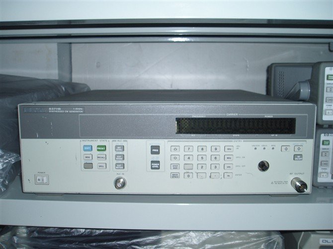 美国安捷伦Agilent 惠普HP83711A 20G高频信号发生器