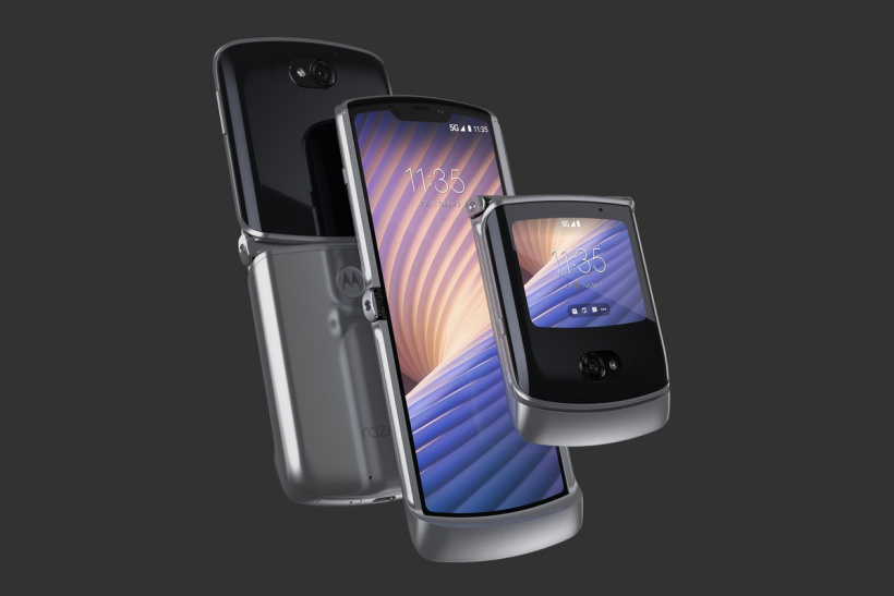 消息称摩托罗拉 Razr 2022 影像升级,同期竞品为三星 Galaxy Z Flip4 和 OPPO 新系列 黑色的手机