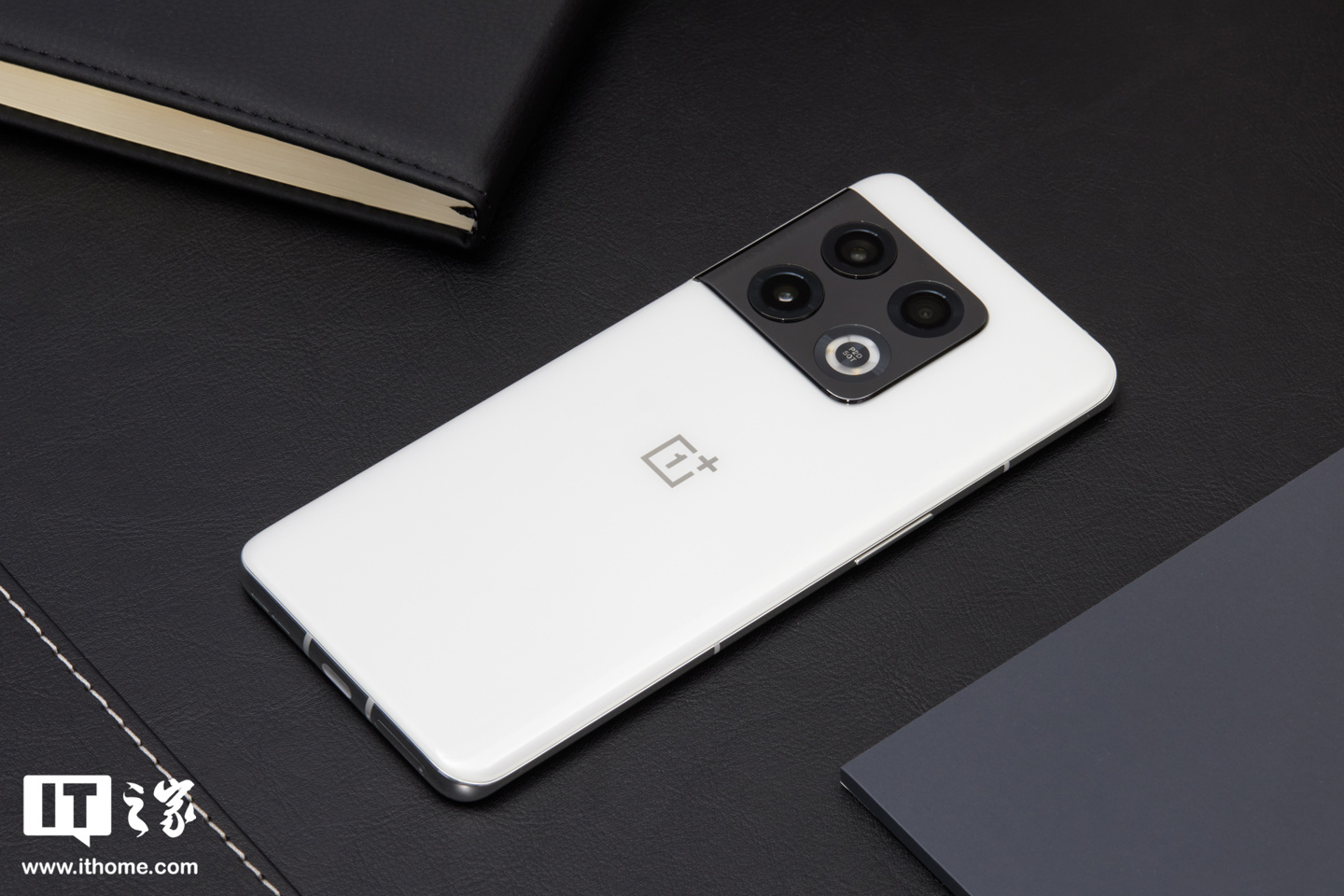 一加 10RT 手机现身 Geekbench 跑分网站：搭载骁龙 8+ Gen 1 芯片，12GB 内存