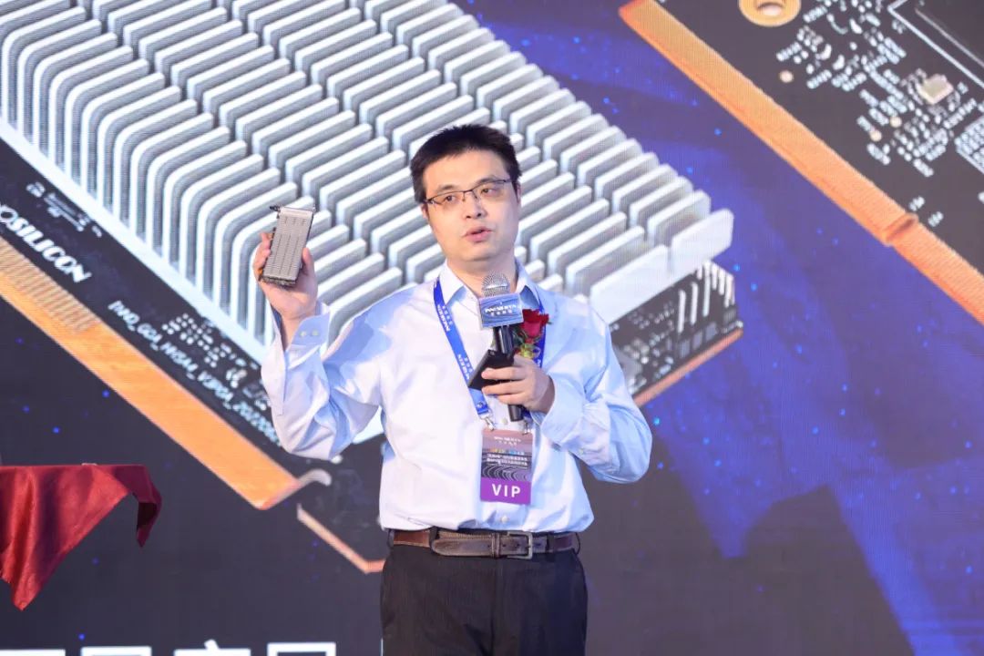 风华2号高性能国产桌面级GPU发布！首次亮相签约规模达5亿元