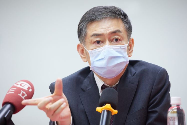 图为大立光董事长林恩平。大立光9月营收亮眼,第3季营收更交出年月双增成绩单,市场推估2023年营收有望小幅成长。李建梁摄 图为大立光董事长林恩平。大立光9月营收亮眼,第3季营收更交出年月双增成绩单,市场推估2023年营收有望小幅成长。李建梁摄