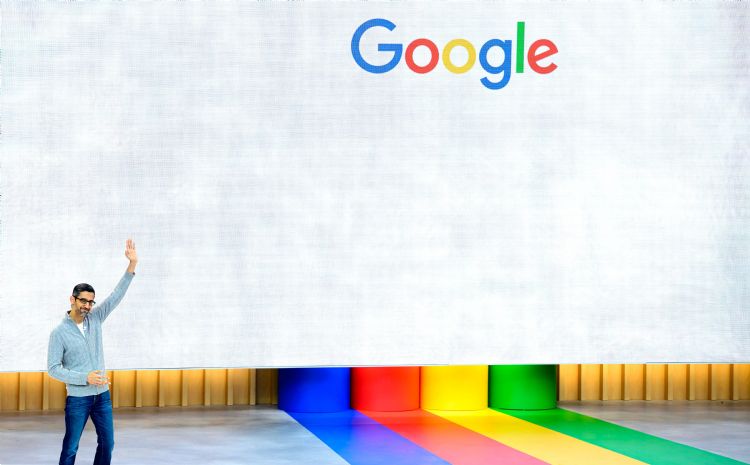 GoogleCEOSundar Pichai多次向外界表示，Google早已转向AI优先策略，陆续将AI功能整合进旗下服务当中。法新社
