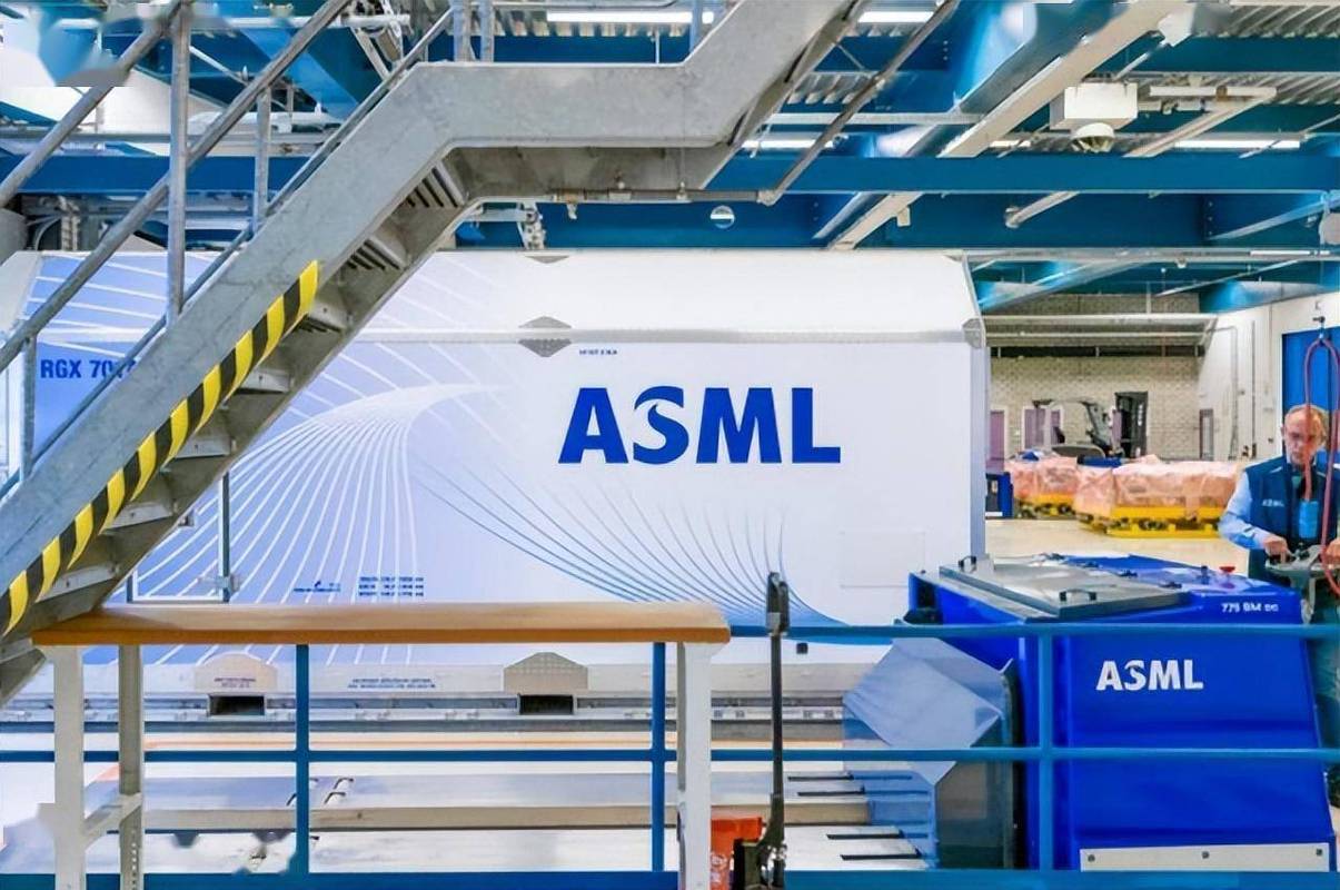 ASML进驻高雄，为台积电２nm厂装机设备