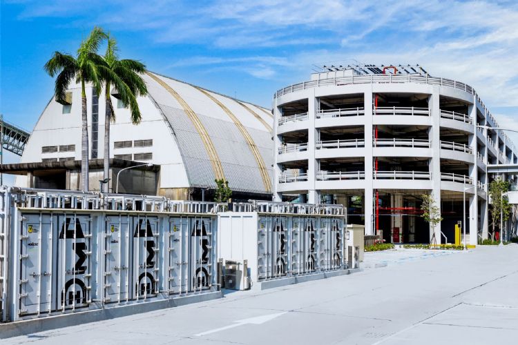 台泥高雄小港超级电池工厂为旗下新产品EnergyArk储能柜的第一个应用案场,总容量6.4MWh的储能系统。台泥 台泥高雄小港超级电池工厂为旗下新产品EnergyArk储能柜的第一个应用案场,总容量6.4MWh的储能系统。台泥
