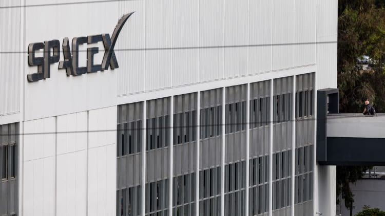 美航客机将接入星链网络，SpaceX上市迎利好