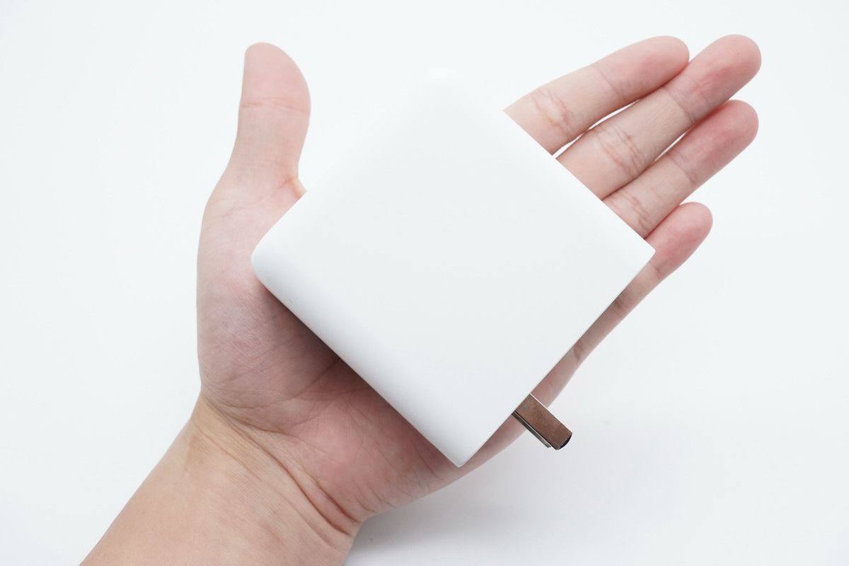 瑞嘉达推出140W PD3.1多口充电器,3xUSB-C配置-充电头网