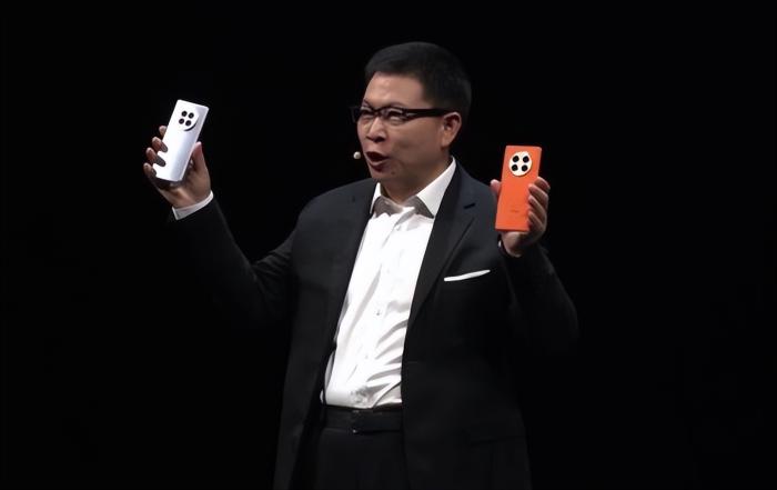 华为Mate50跑分，对比苹果iPhone14，差距真的很大