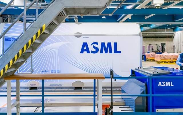 ASML的噩耗，台积电关停EUV光刻机，日本光刻机争抢中国客户