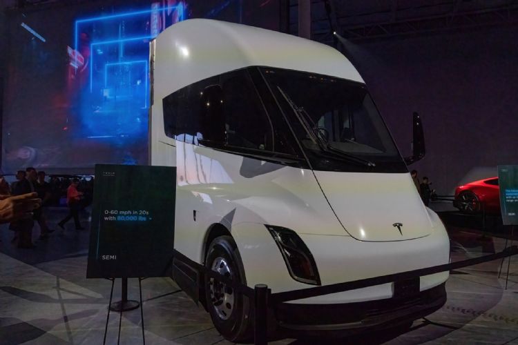 Tesla Semi终于开始生产 2022年底交付百事可乐