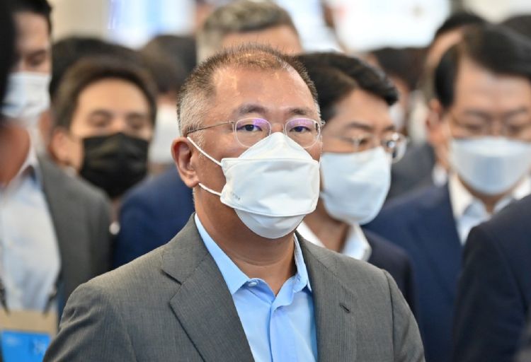 现代汽车集团会长会长郑义宣出席HMGMA奠基仪式。法新社