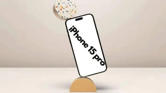 iPhone 15