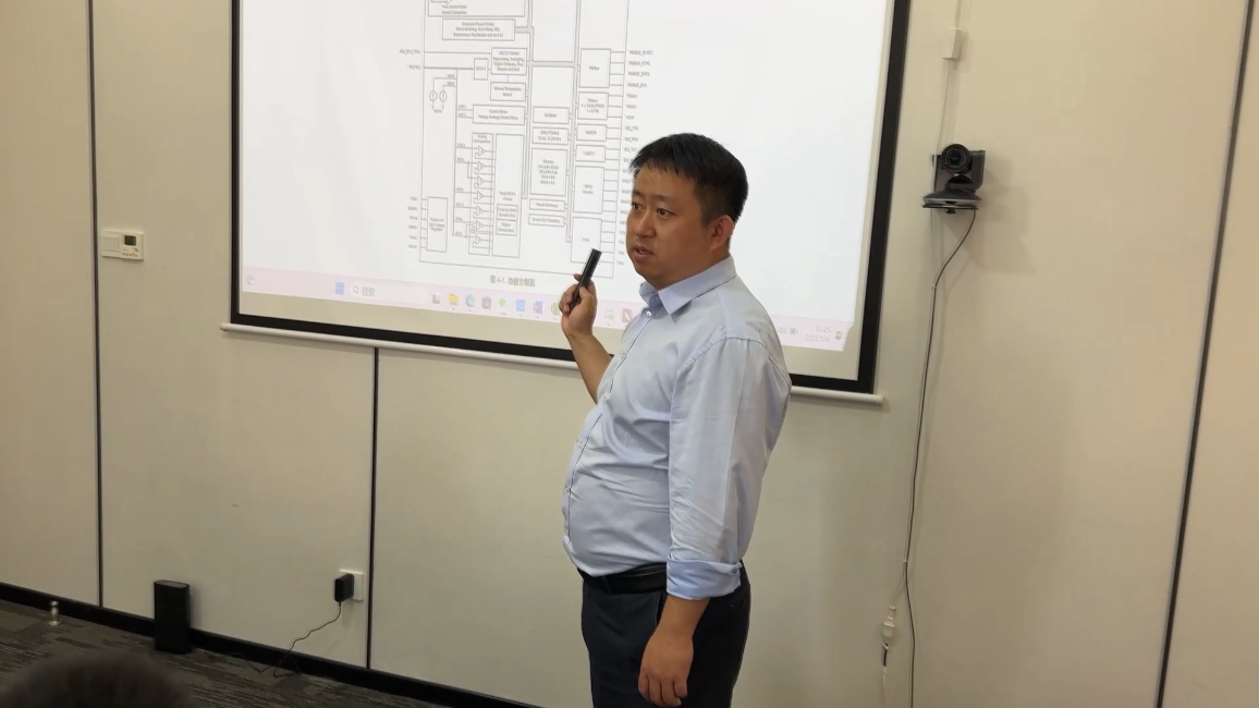 水芯电子董事长吴钰淳受邀参加央视《创新之路》专访节目-充电头网