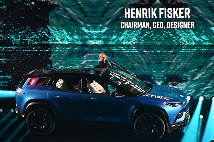Fisker于8月3日在加州举行「产品愿景日」（Product Vision Day），CEOHenrik Fisker介绍Fisker Ocean SUV一景。法新社