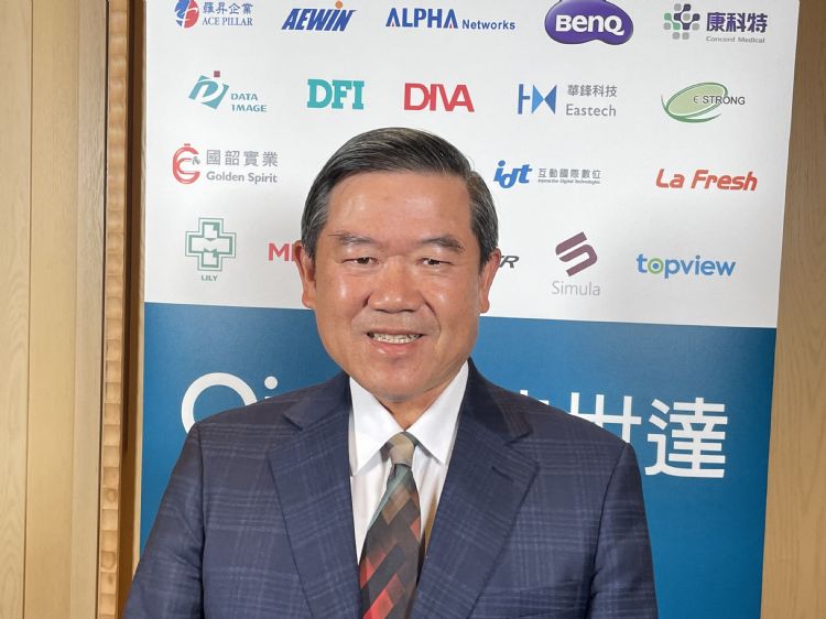 佳世达转型迈入练肌肉阶段，望景气「春燕未到，麻雀已翩然」