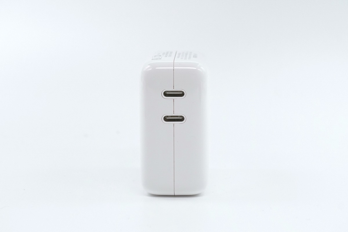 倍仕达推出35W双USB-C充电器，支持双设备同时快充-充电头网