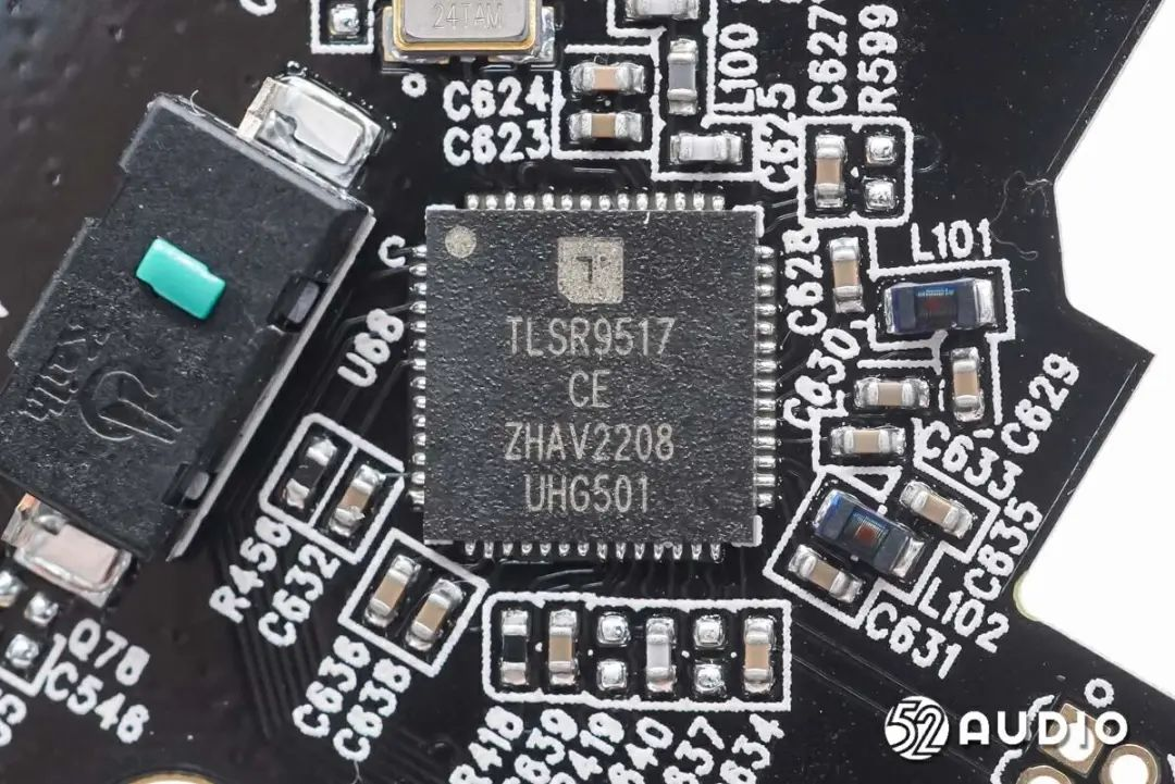 雷蛇 Wolverine V2 Pro 手柄采用泰凌微电子TLSR9517C/8271 SoC 集成多项音频技术-我爱音频网