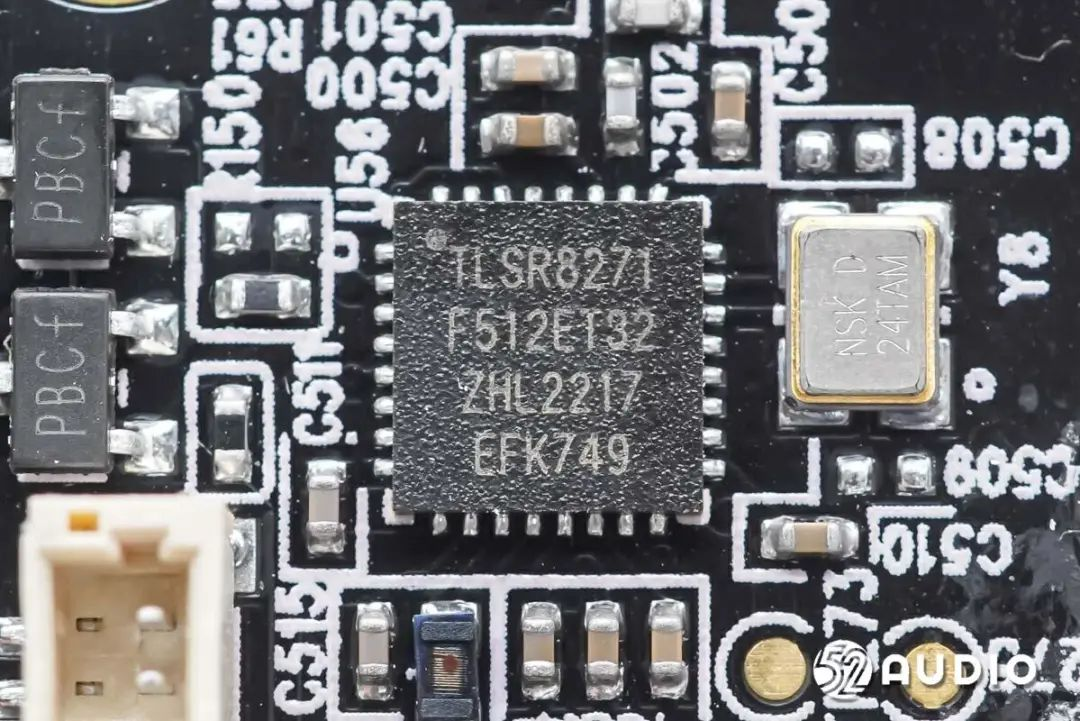 雷蛇 Wolverine V2 Pro 手柄采用泰凌微电子TLSR9517C/8271 SoC 集成多项音频技术-我爱音频网