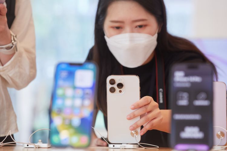 手机、Wi-Fi相关芯片略有复苏，台系IC封测、砷化镓代工厂稼动率双双回升。李建梁摄（数据照）