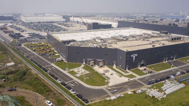 Tesla国内需求冷最新迹象 上海厂减工时、延后新员工入职