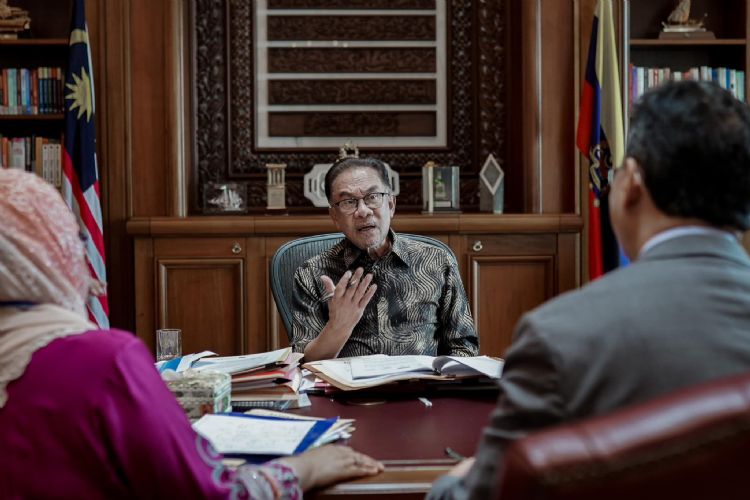 马来西亚总理Anwar Ibrahim下令重新审查前任政府的国有5G网络合约。Anwar Ibrahim