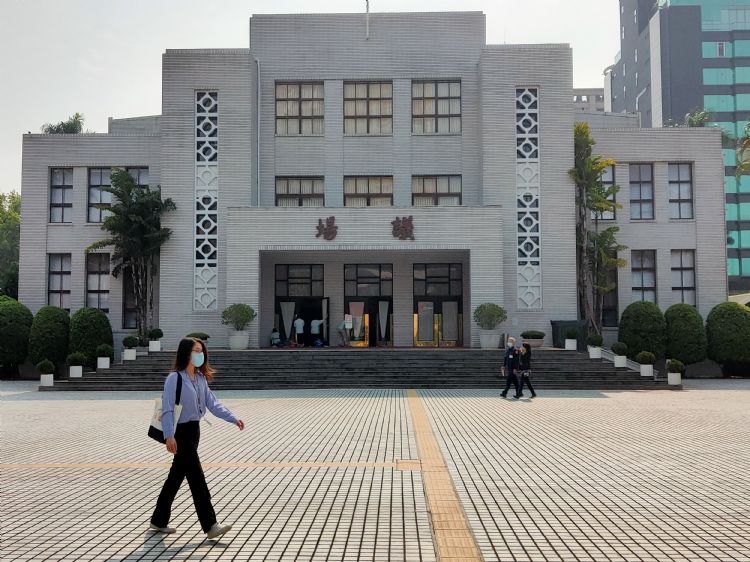 立法院12日开始审议有「台版芯片法」的修法案，应可三读通过。李建梁摄