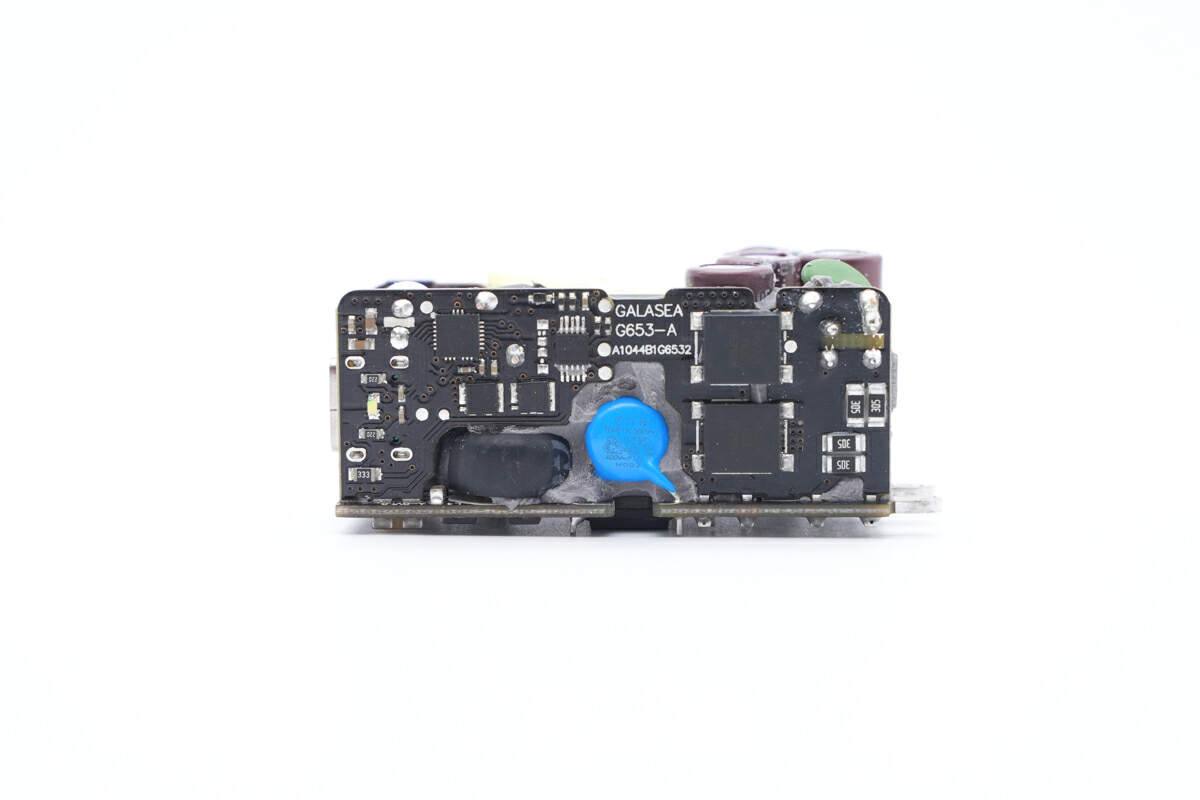 拆解报告：钜海65W 2C1A氮化镓充电器G653A-充电头网
