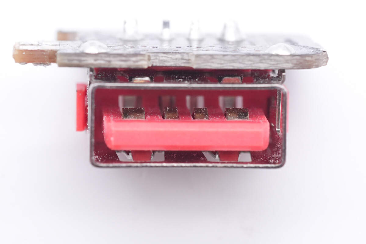 拆解报告：钜海65W 2C1A氮化镓充电器G653A-充电头网