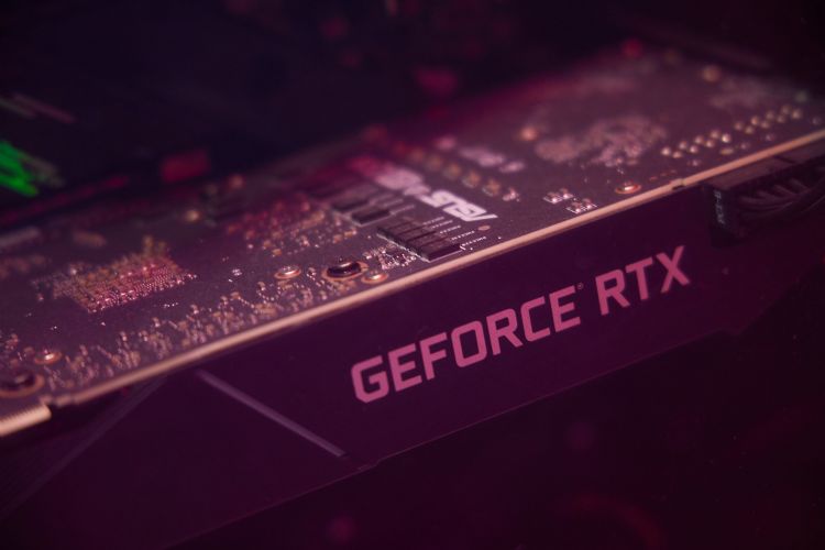 NVIDIA游戏营收暴跌33% 将挪出大笔支出打消库存