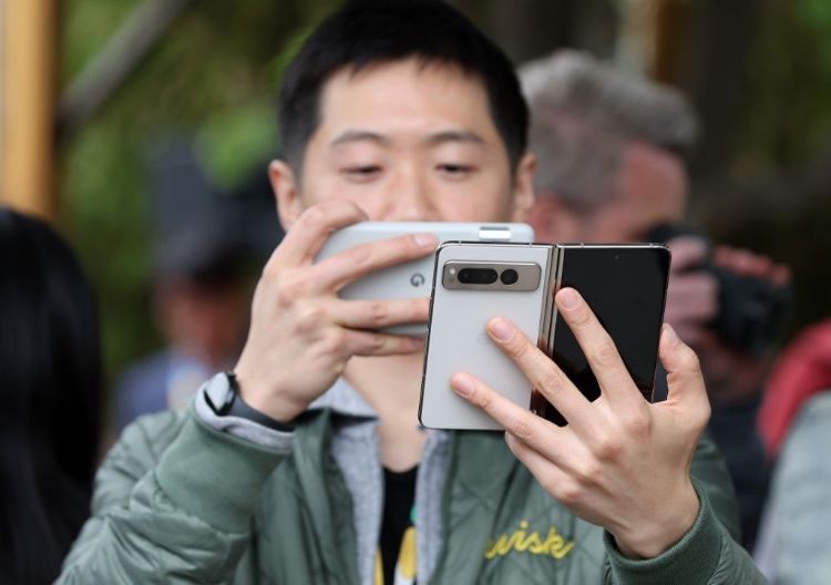 在Google Pixel Fold登场后，Android阵营的主要选手可说是到齐。法新社
