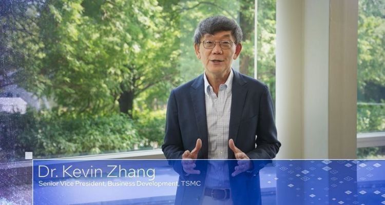 台积电业务开发资深副总经理张晓强于Intel Innovation 2022活动中表示，台积电全力支持推动UCIe生态系的发展。可互通性(Interoperability)能为客户创造更高的价值，借此客户能选配不同的先进制程技术，达到产品最佳化的优势，台积电全力支持推动UCIe生态系的发展。陈玉娟摄