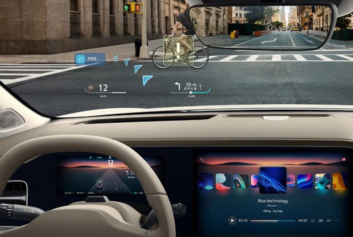 华为：今年将有多款搭载 AR-HUD 车型上市，正探索下一代 HUD 抬头显示技术