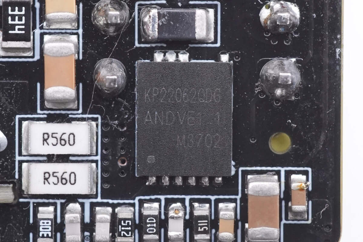 必易微 KP22062、KP40612 被迪士尼 30W 充电器采用-充电头网