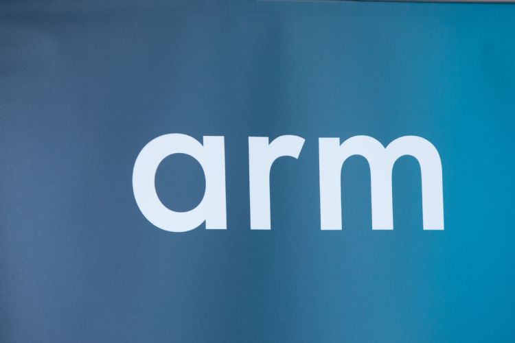 ARM CEO坦言难逃手机疲软冲击