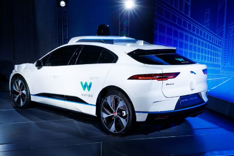 Waymo宣布无限期递延自驾卡车发展。Waymo