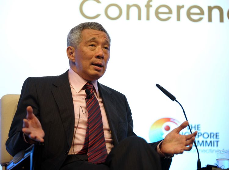 新加坡总理李显龙警告，美国对国内实施的最新芯片禁令，可能导致世界更不稳定。法新社