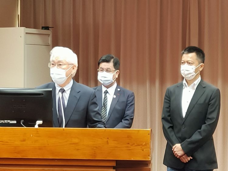 国科会主委吴政忠近期率国科会官员赴立法院报告并备质询。庄衍松摄