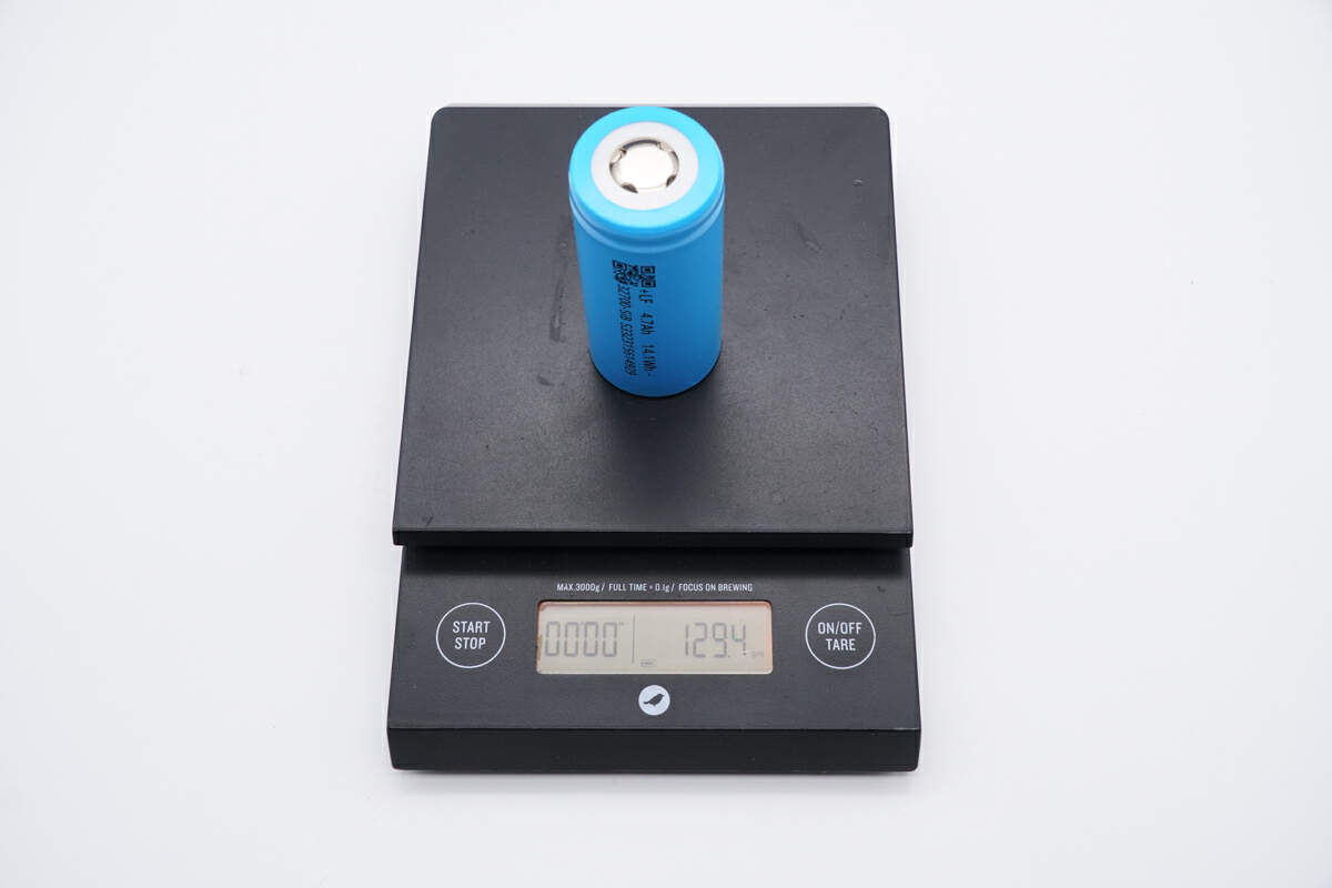 立方32700-S01 钠离子电芯：安全、稳定、高效的新能源选择-充电头网