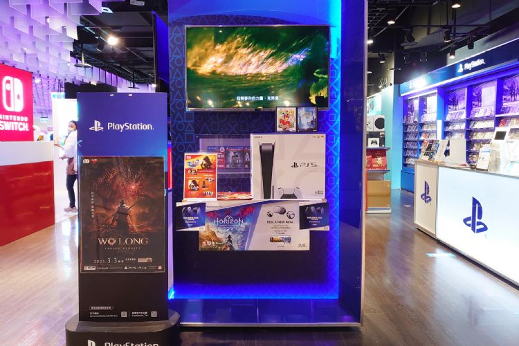 分析指任天堂Switch在日本游戏机市场的王者地位，恐不久后就会被PS5取代。法新社