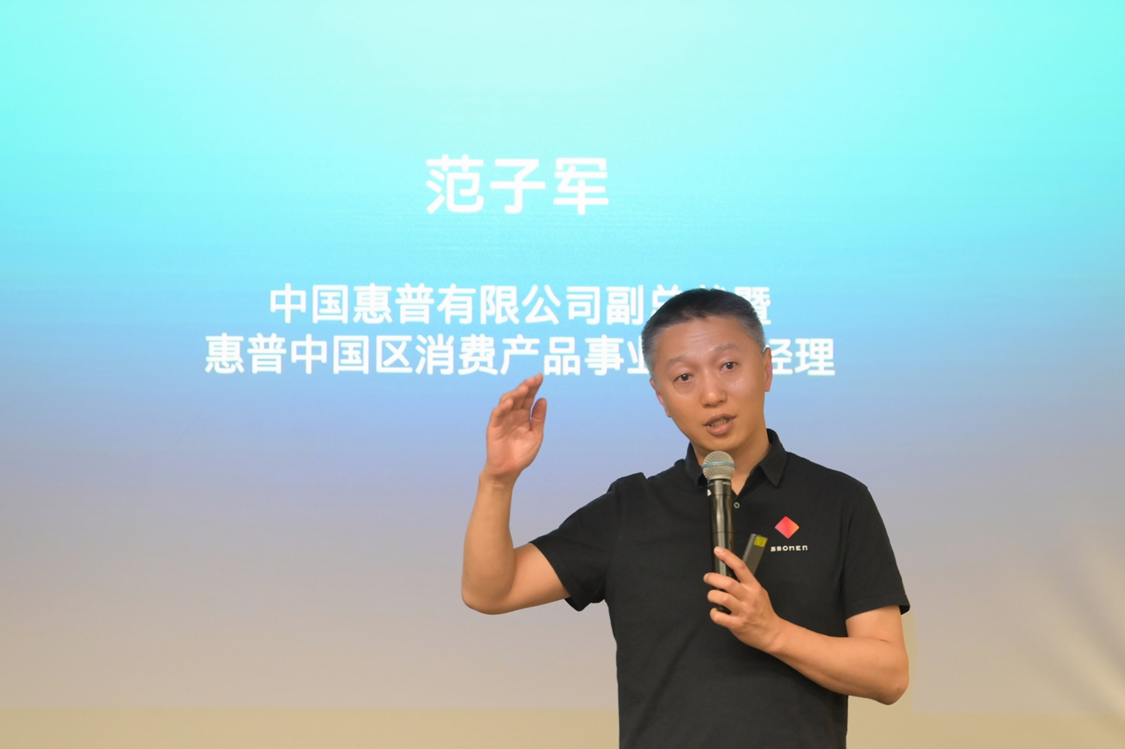 十年铸就两项黑科技，打破 Android 与 Windows 壁垒