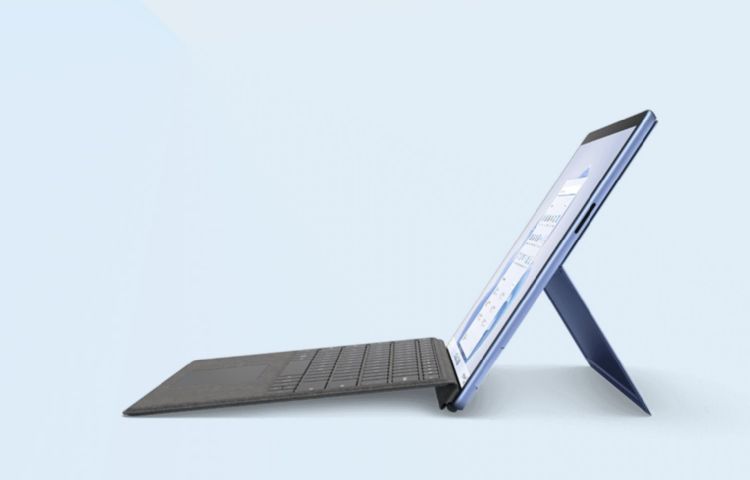 微软Surface产品最具特色的就是平板、NB两用的Pro系列。图为Surface Pro 9。