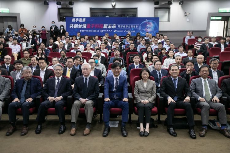 台湾是否应维持量子科研能量，政府支持态度尤其重要。李建梁摄