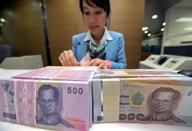 泰国在2023年1~6月共接获约103亿美元的投资申请，年增70%。法新社