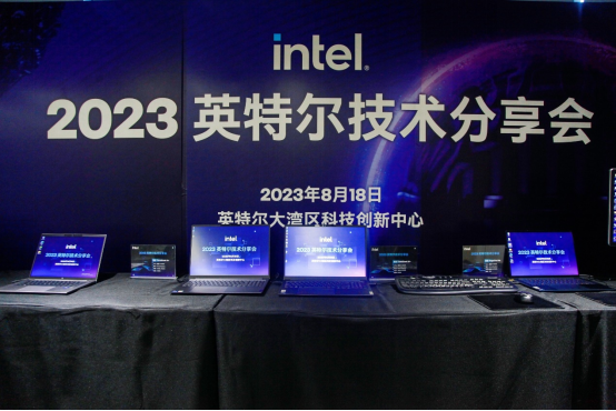 PC上跑AIGC，英特尔不仅行，而且很擅长