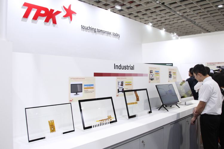 宸鸿4Q22本业转亏 全年获利衰退近5成