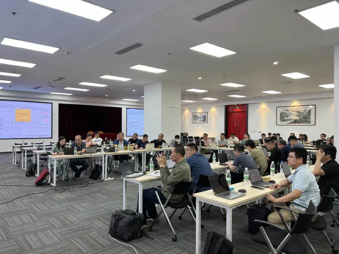 FCA会员单位出席TC626 WG1、WG2会议，为UFCS融合快充发展积极献策