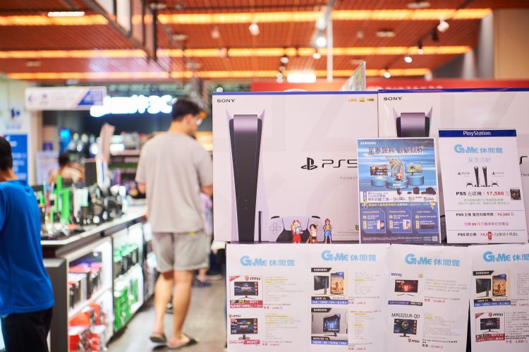 通过疫情与产能考验 PS5累积销售突破4,000万台
