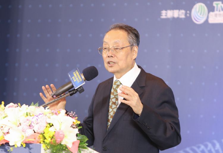 企业赴海外设厂 施振荣：全球布局为国力延伸